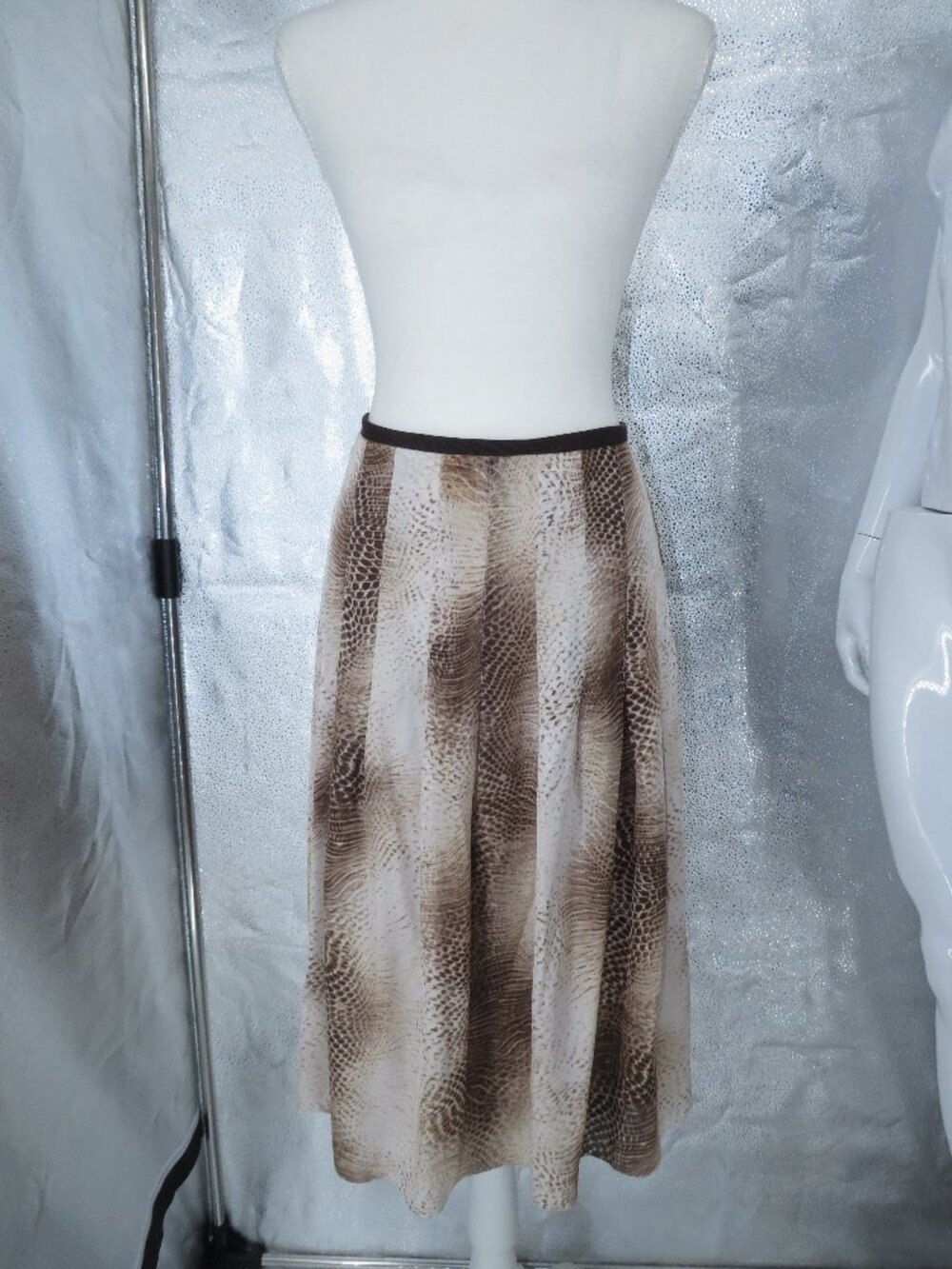 `Jones New York Snake Print Pleated Midi Skirt Brown Beige Plus Size 24W NWT`